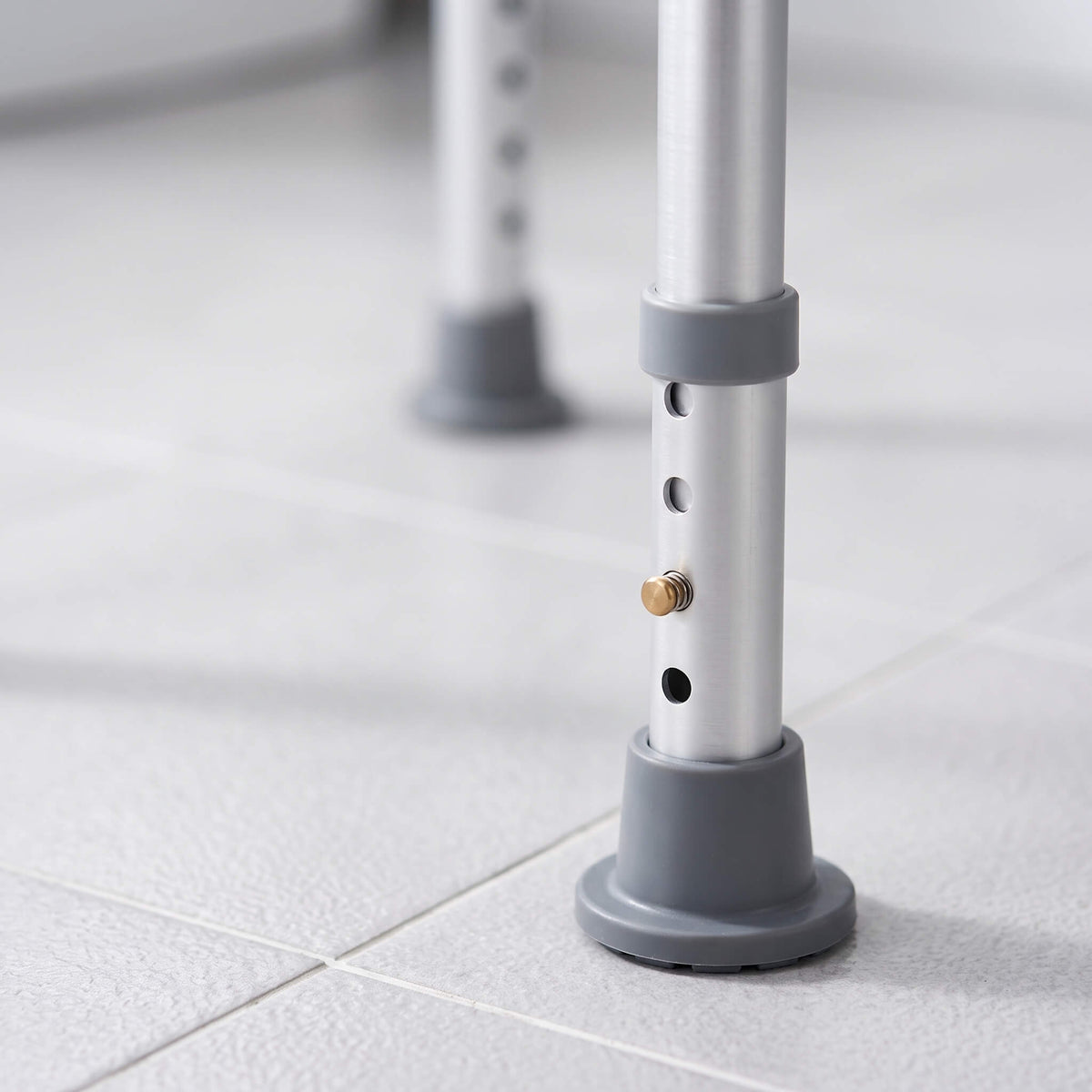 The Contour Seat – Shower Stool