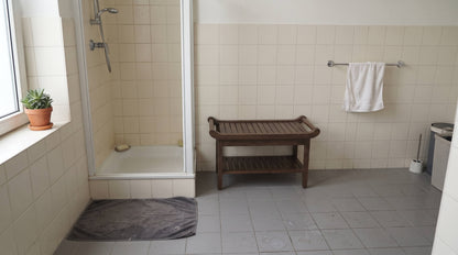 The Bamboo Bathroom Bench
